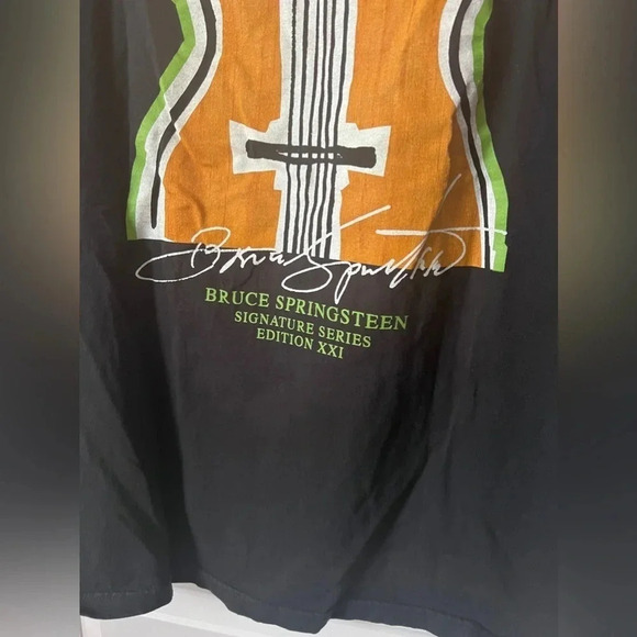Vintage | Hard Rock Cafe | Bruce Springsteen Signature Series  T-Shirt | Size XL - Picture 4 of 9
